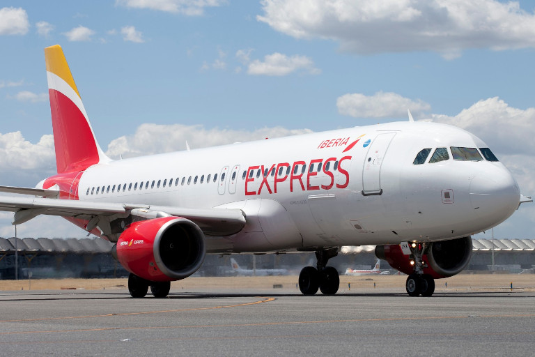 25-50% descuento en Avios Iberia Express y Air Nostrum.